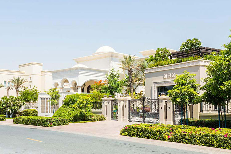 Emirates-Hills - خرید ملک در دبی